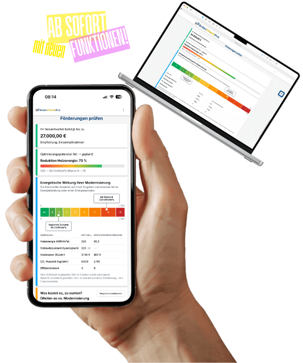 Hand hält Smartphone mit Förderinformationen